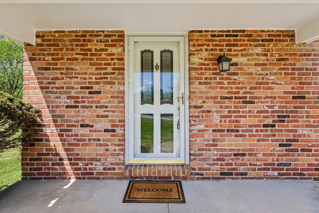 115 Pheasant Run Drive Export, PA 15632 - Photo 6 of 35