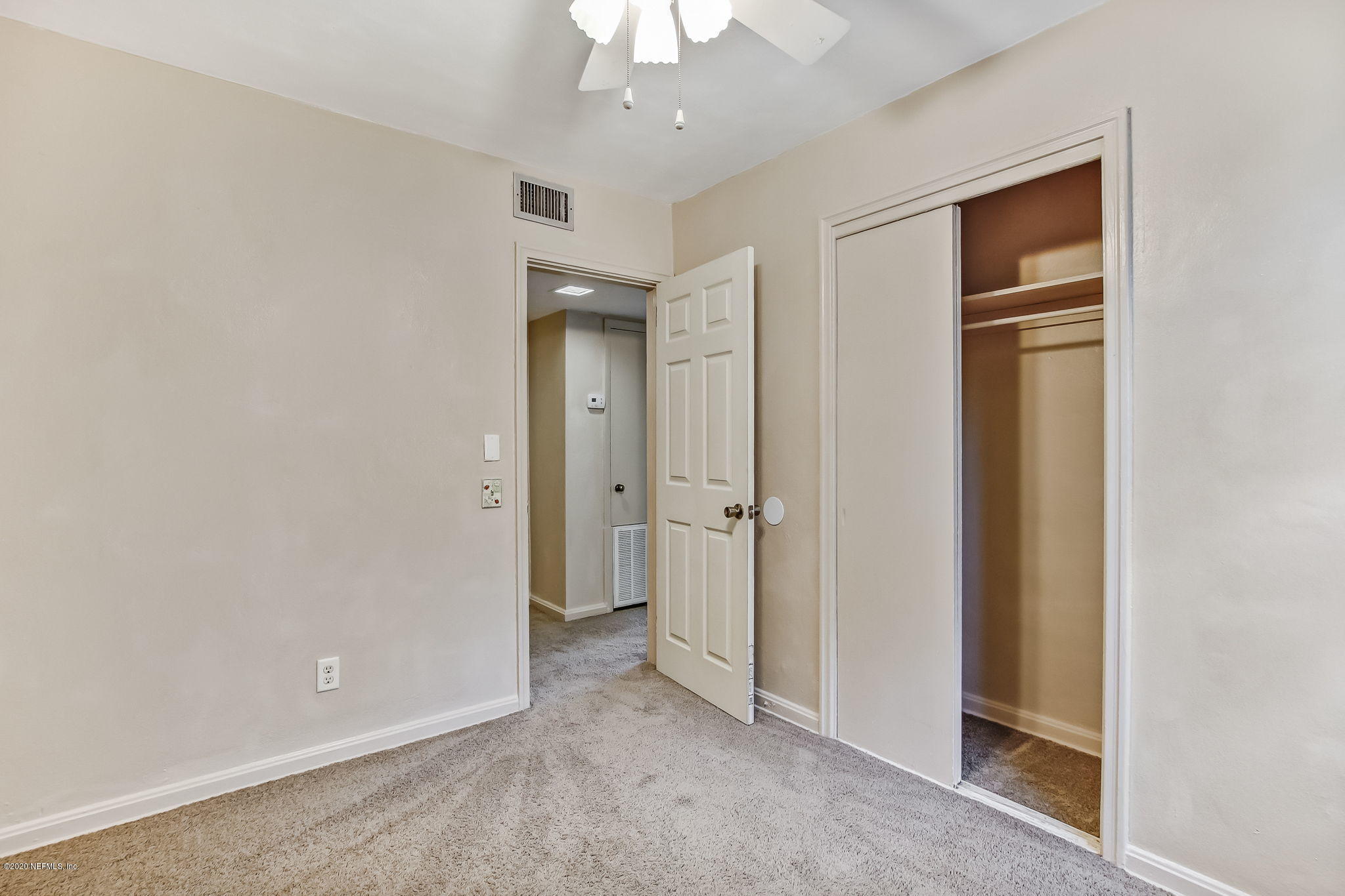 6815 King Arthur Road Jacksonville, FL 32211 - Photo 24 of 32 an empty room with a bathroom and a sink