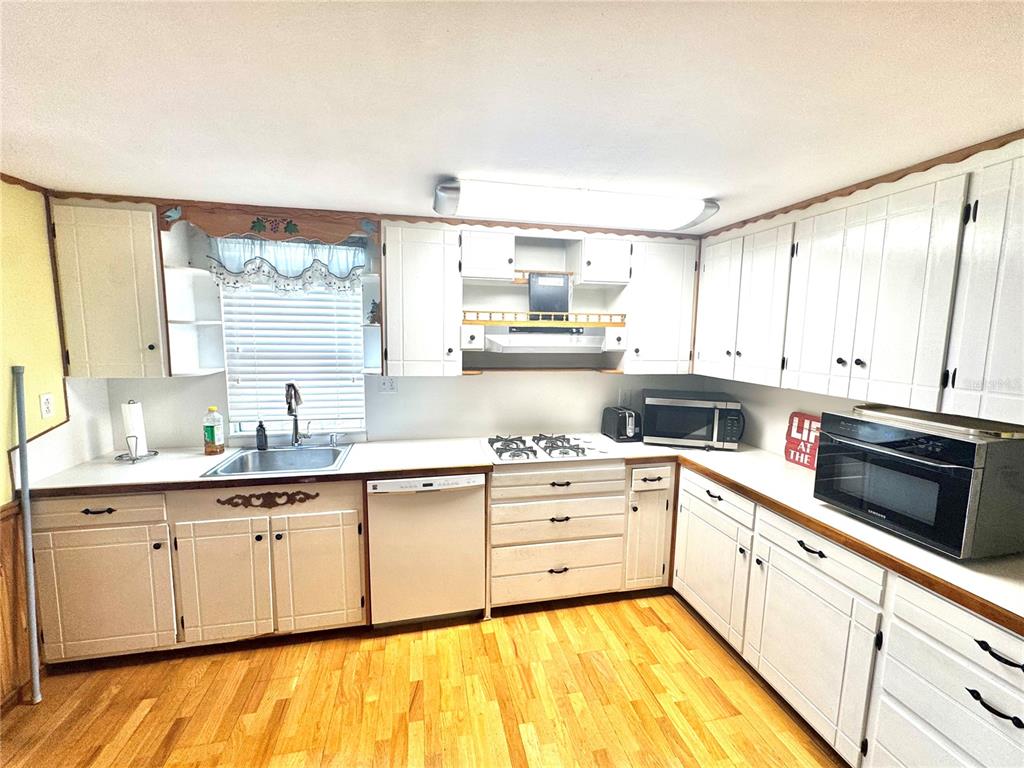 14551 Northeast 210th Court Road Fort McCoy, FL 32134 - Photo 14 of 58