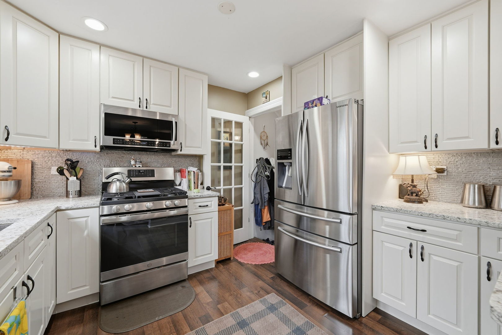5046 North Rutherford Avenue Chicago, IL 60656 - Photo 11 of 42 Gallery Image 11