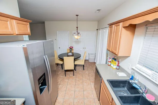 $145,000 | 145 Bowen Street, Unit B4, Carrollton, GA 30117