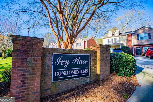 $145,000 | 145 Bowen Street, Unit B4, Carrollton, GA 30117