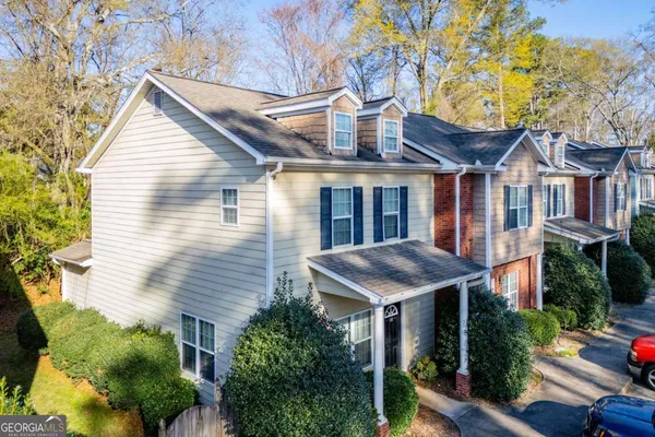 $145,000 | 145 Bowen Street, Unit B4, Carrollton, GA 30117