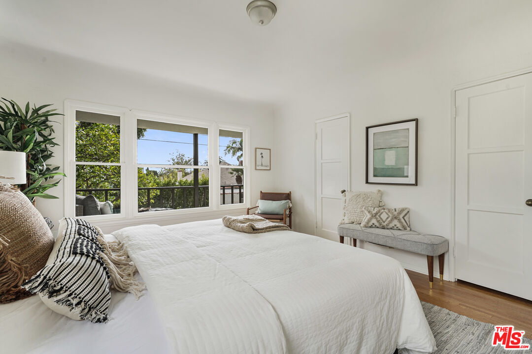 1834 Preuss Road Los Angeles, CA 90035 - Photo 15 of 25 Gallery Image 15