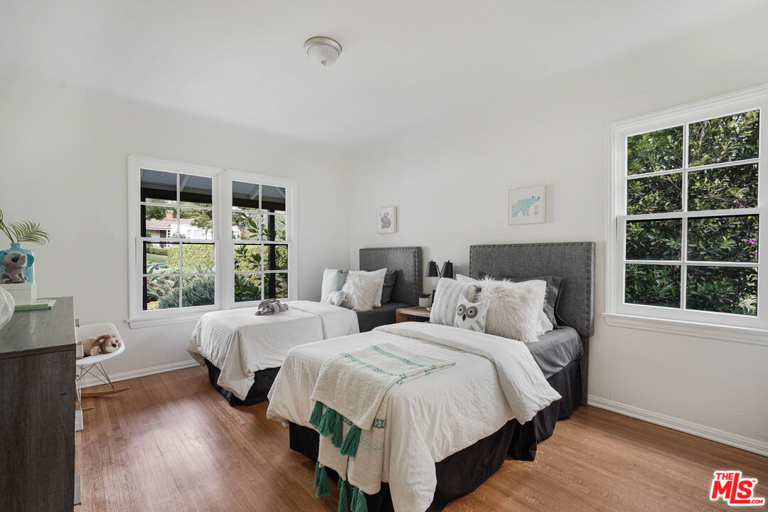 1834 Preuss Road Los Angeles, CA 90035 - Photo 18 of 25 Gallery Image 18