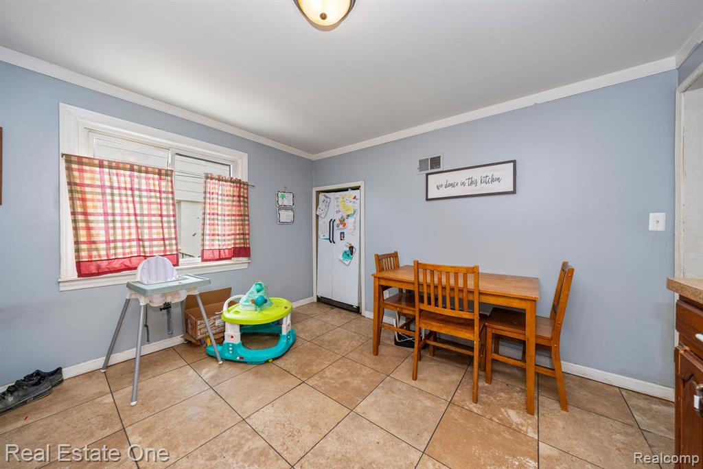 8251 State Park Center Line, MI 48015 - Photo 11 of 24 Gallery Image 11