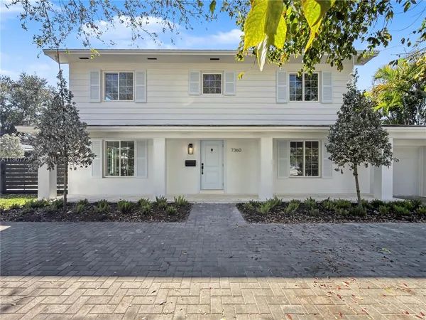 $2,295,000 | 7360 Southwest 128th Street, Pinecrest, FL 33156