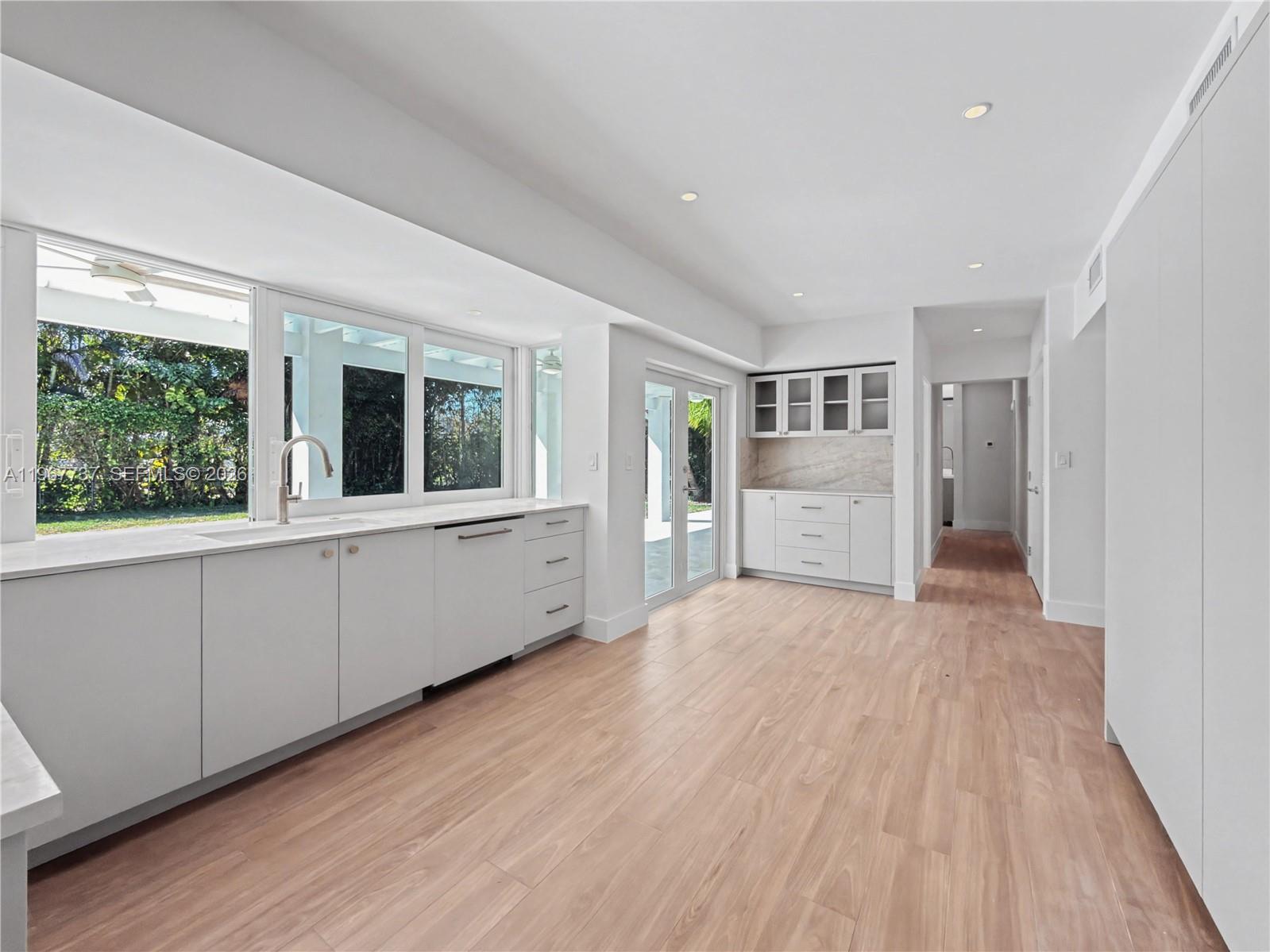 7360 Southwest 128th Street Pinecrest, FL 33156 - Photo 4 of 16