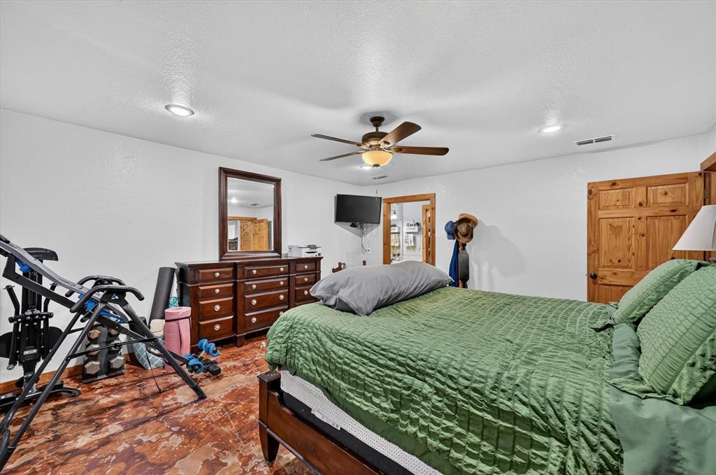 901 Marion Road Venus, TX 76084 - Photo 16 of 33