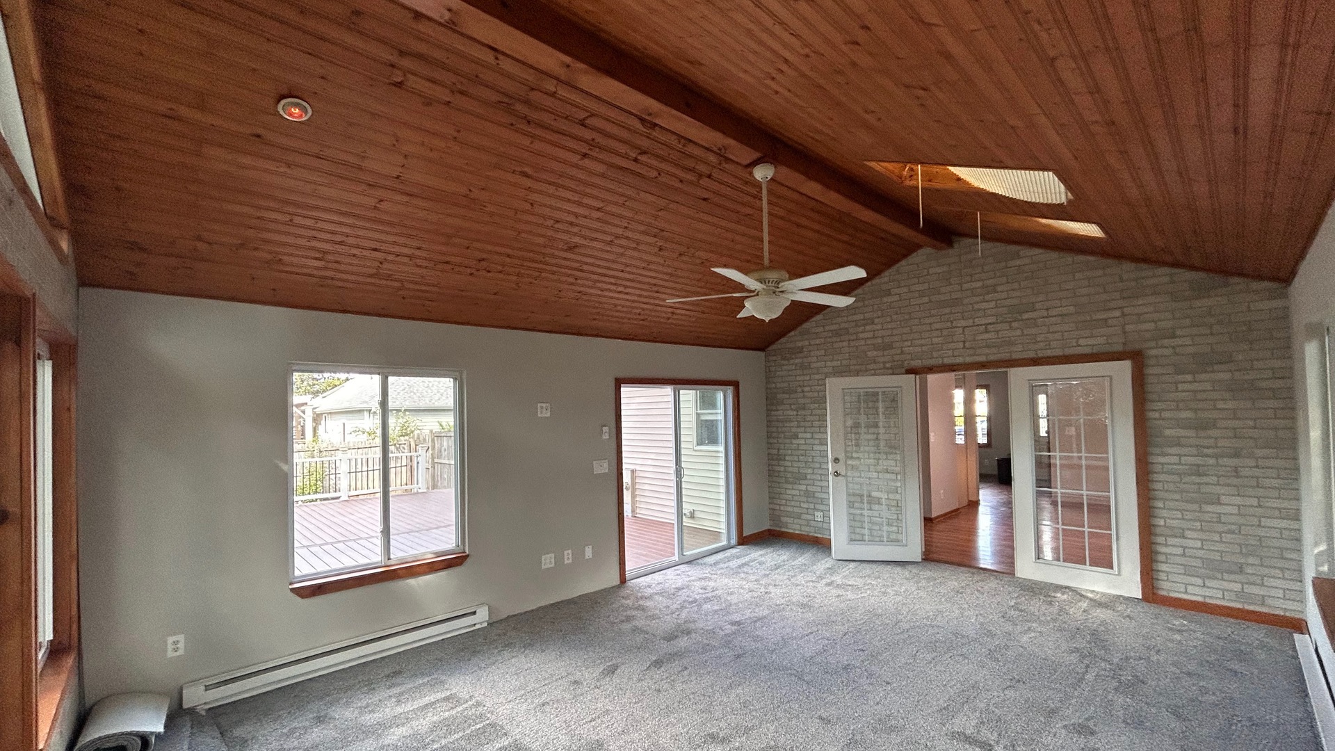 745 Longlane Road New Lenox, IL 60451 - Photo 13 of 17 an empty room with windows