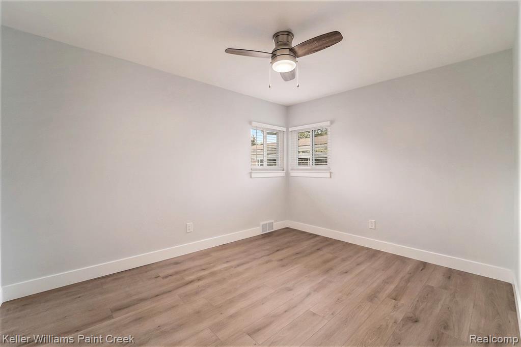 11096 East 10 Mile Road Warren, MI 48089 - Photo 15 of 31