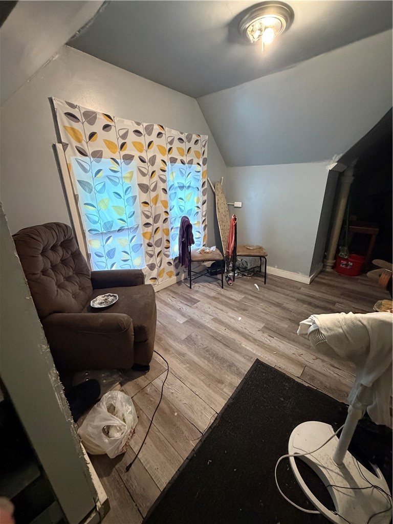 861 Smith Street Rochester, NY 14606 - Photo 17 of 17 Gallery Image 17