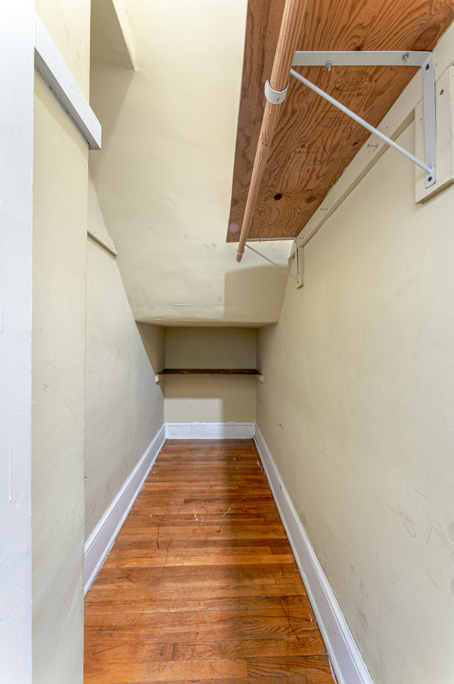 146 Charles Street Waterbury, CT 06708 - Photo 18 of 30