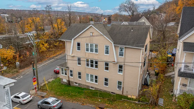$494,999 | 146 Charles Street, Waterbury, CT 06708