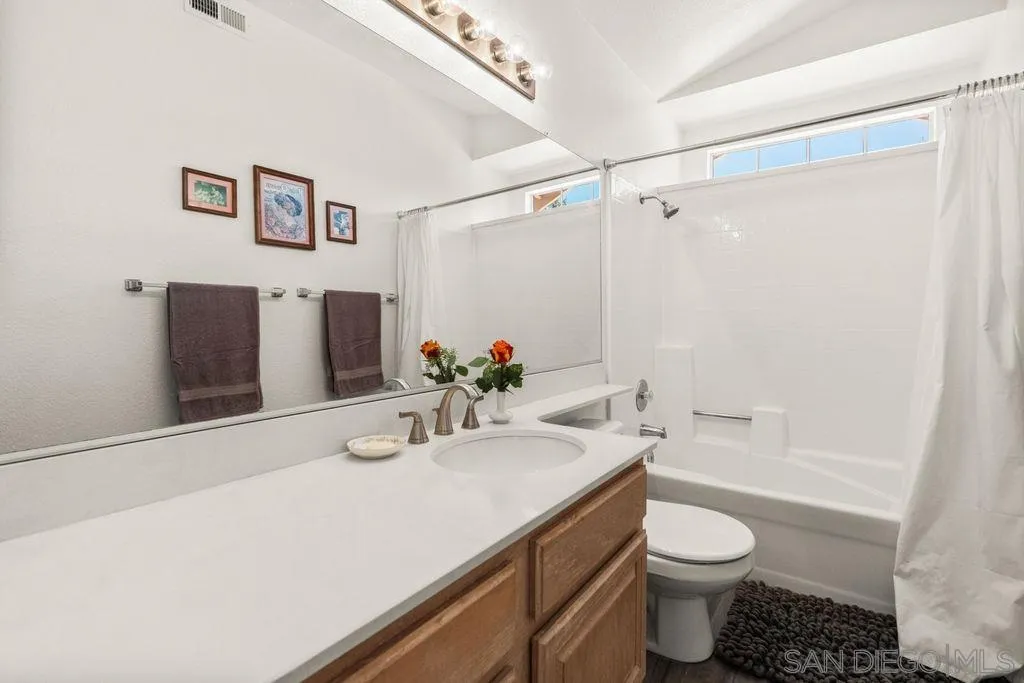 844 Rio Claro Court Oceanside, CA 92057 - Photo 39 of 53 Gallery Image 39