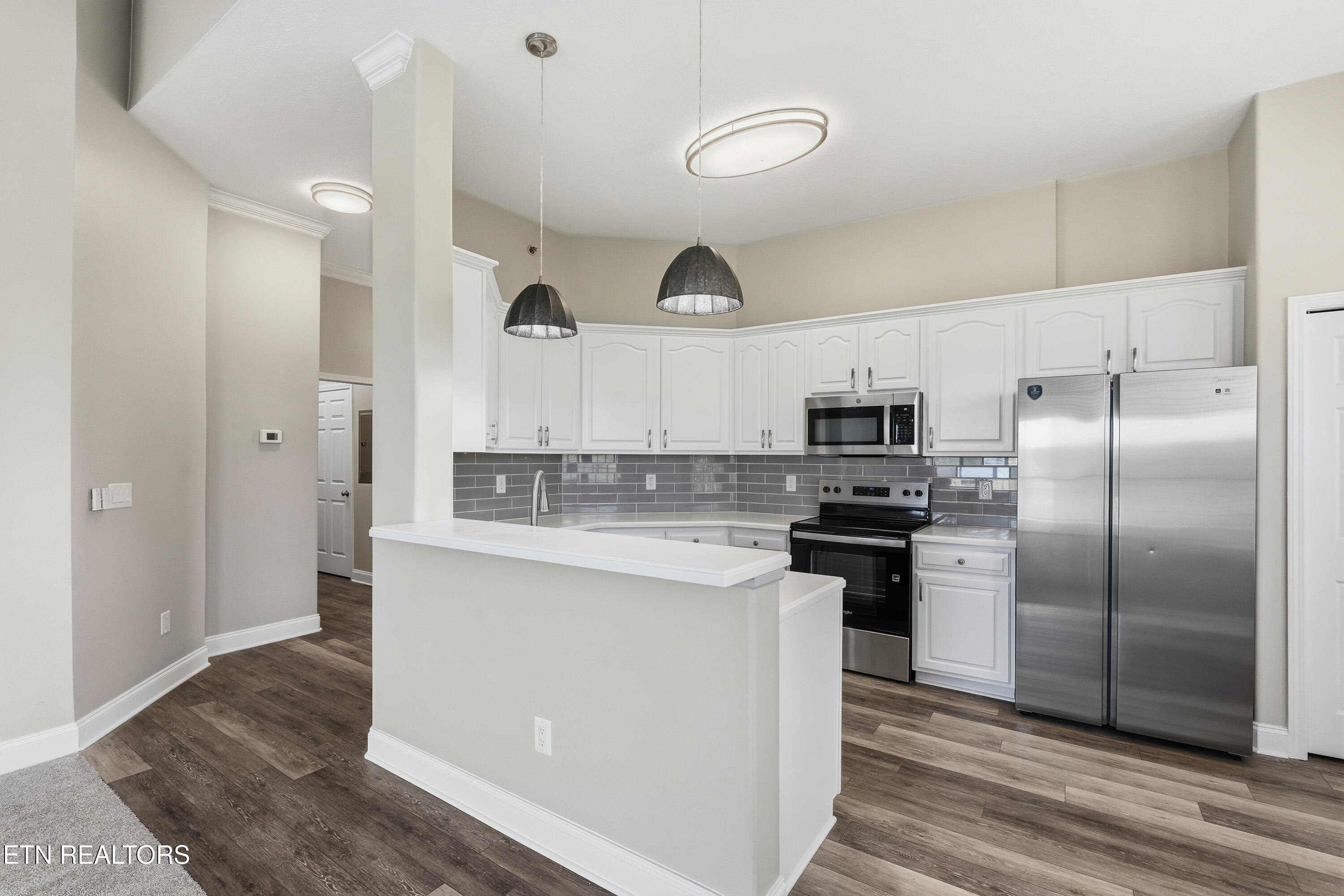 565 Rarity Bay Parkway, Unit 201 Vonore, TN 37885 - Photo 13 of 37 DSC06530