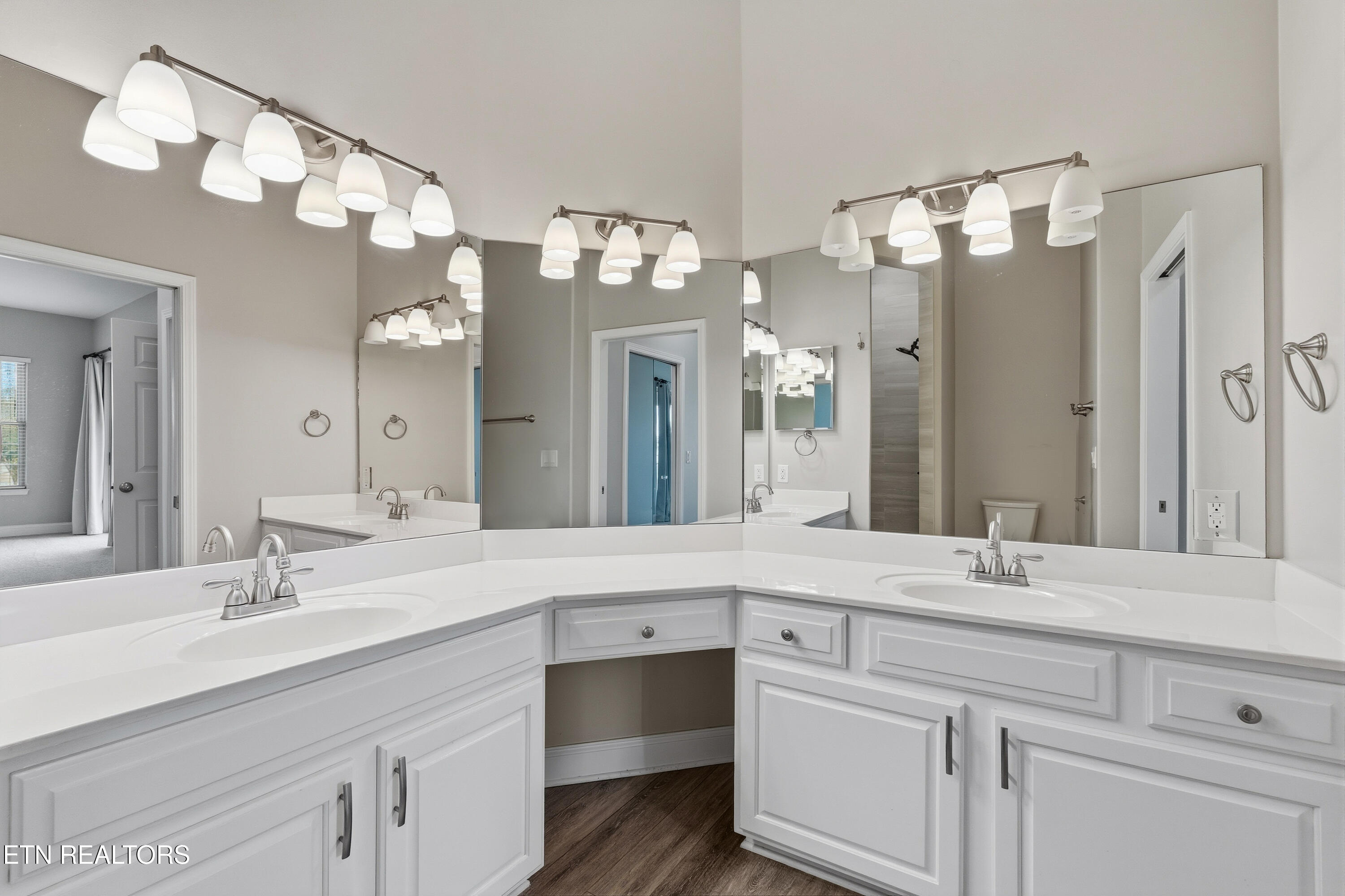 565 Rarity Bay Parkway, Unit 201 Vonore, TN 37885 - Photo 17 of 37 DSC06590