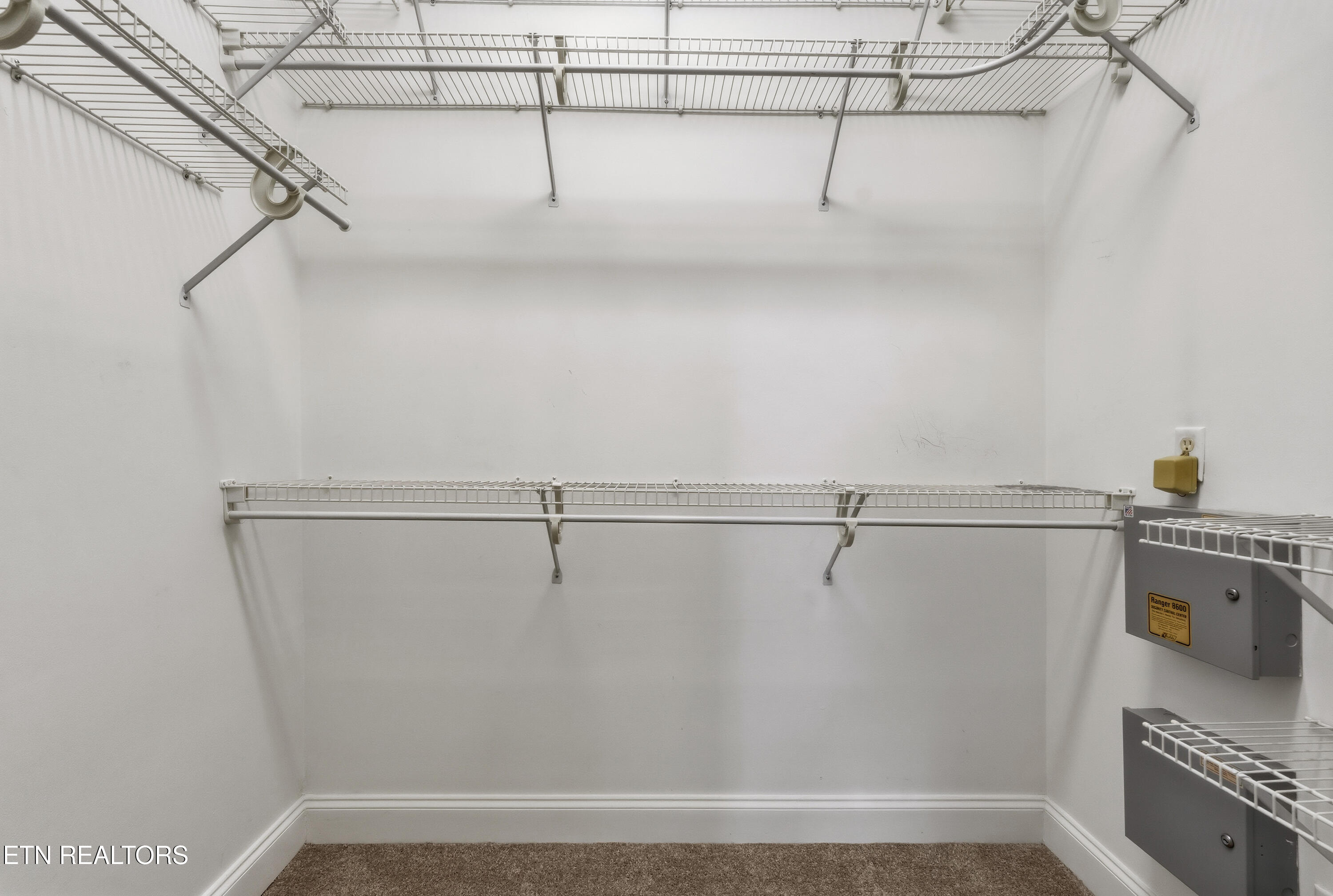 565 Rarity Bay Parkway, Unit 201 Vonore, TN 37885 - Photo 19 of 37 DSC06585