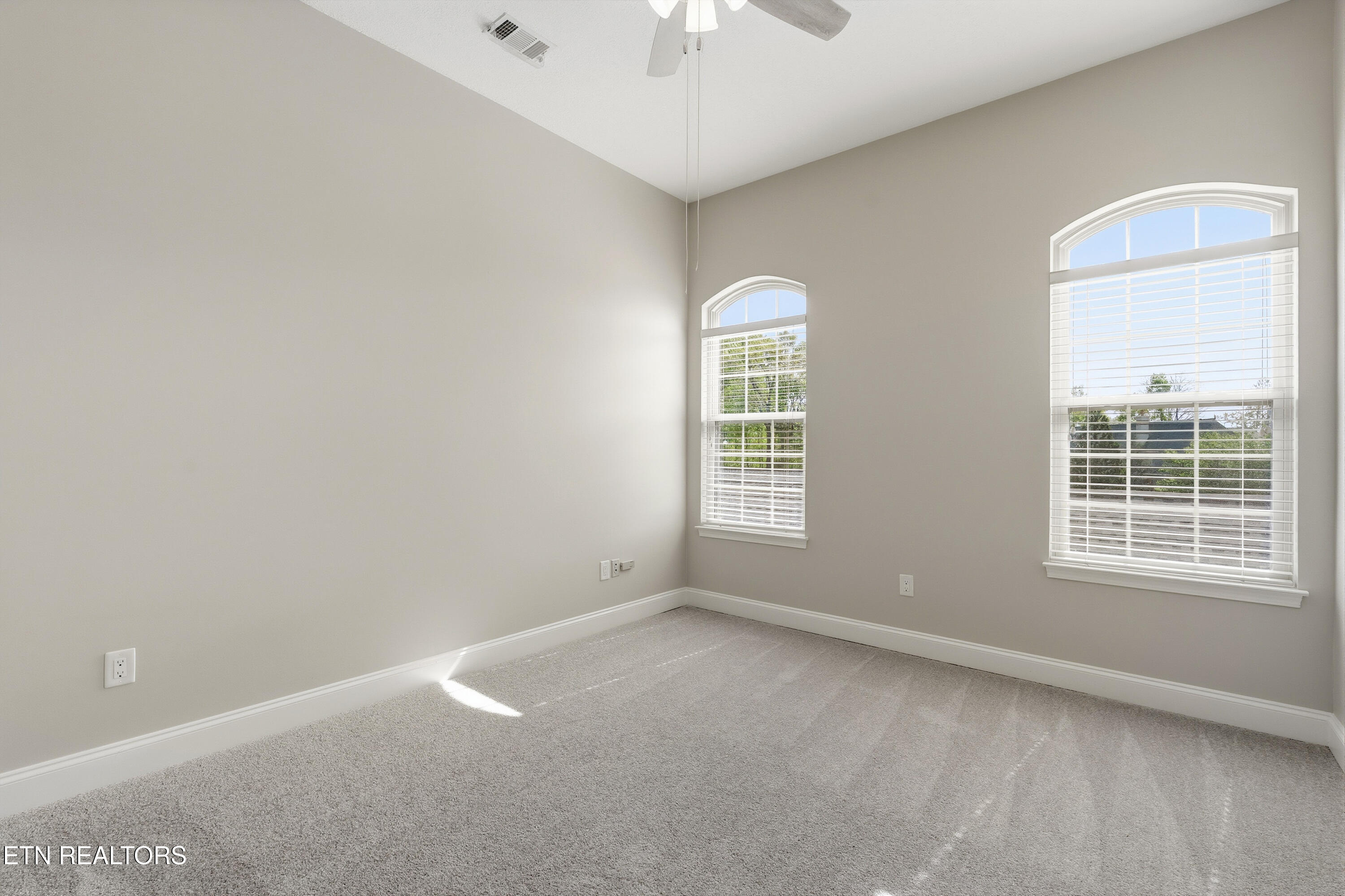 565 Rarity Bay Parkway, Unit 201 Vonore, TN 37885 - Photo 22 of 37 DSC06600