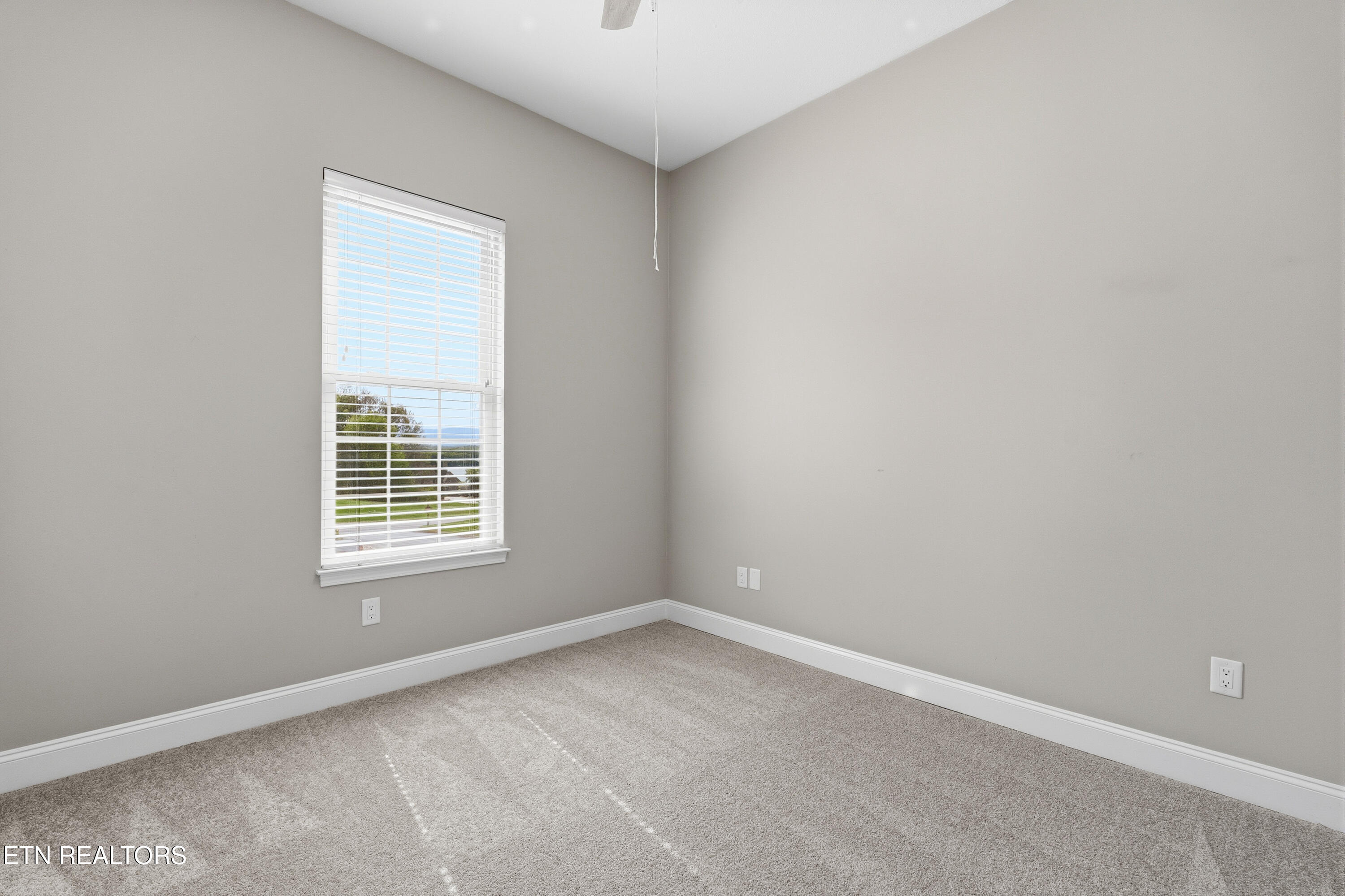 565 Rarity Bay Parkway, Unit 201 Vonore, TN 37885 - Photo 25 of 37 DSC06615