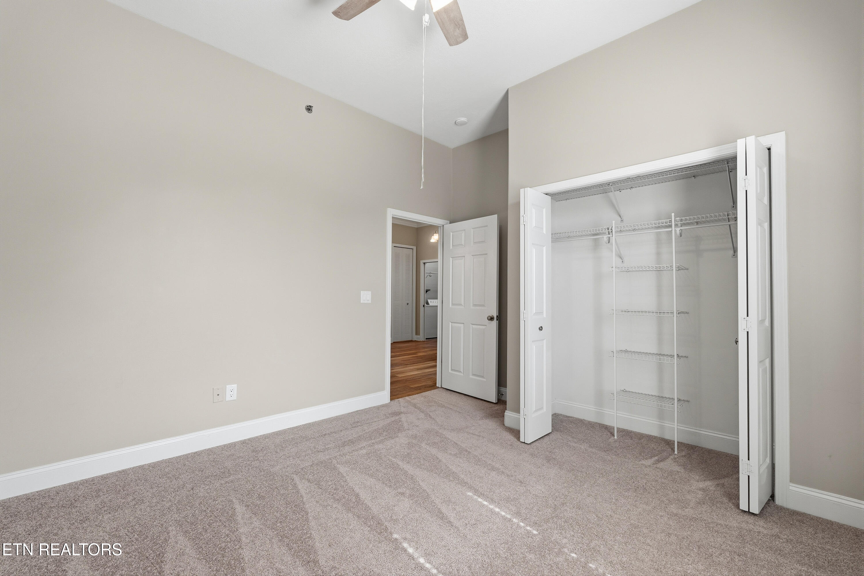 565 Rarity Bay Parkway, Unit 201 Vonore, TN 37885 - Photo 26 of 37 DSC06620