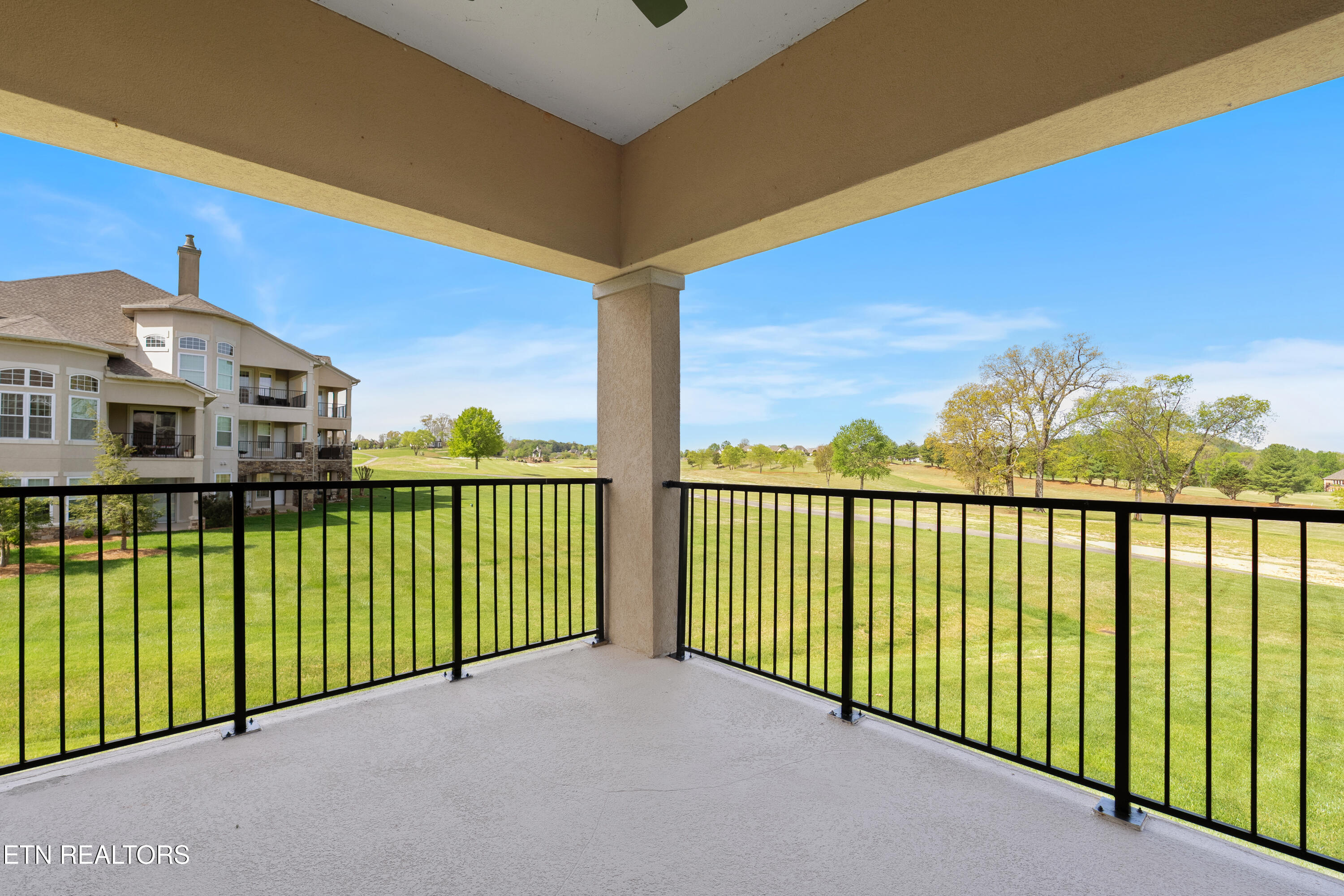 565 Rarity Bay Parkway, Unit 201 Vonore, TN 37885 - Photo 6 of 37 DSC06631