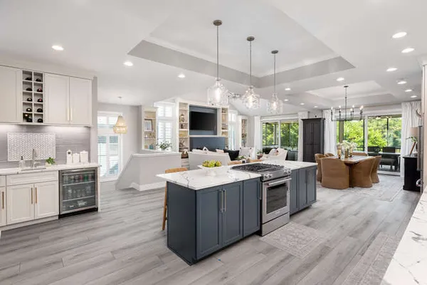 $1,499,900 | 303 Leeward Way, Ottawa, IL 61350