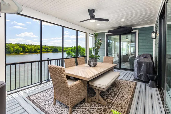 $1,499,900 | 303 Leeward Way, Ottawa, IL 61350
