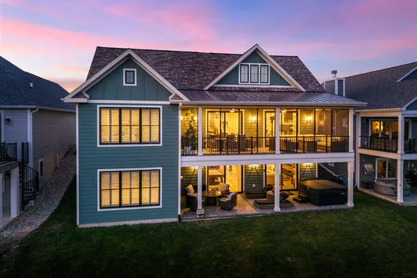 $1,499,900 | 303 Leeward Way, Ottawa, IL 61350