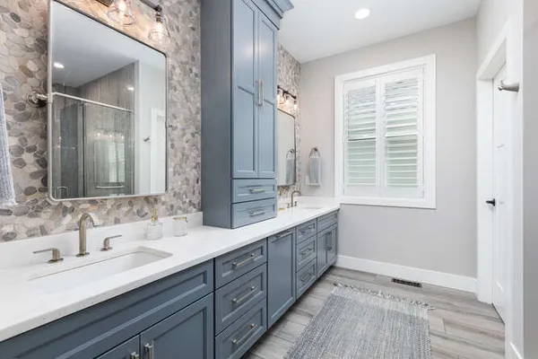 $1,499,900 | 303 Leeward Way, Ottawa, IL 61350