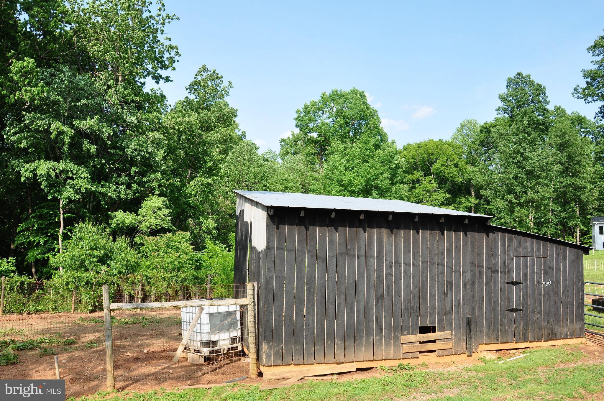 6108 Sumerduck Road Remington, VA 22734 - Photo 18 of 25 Shed