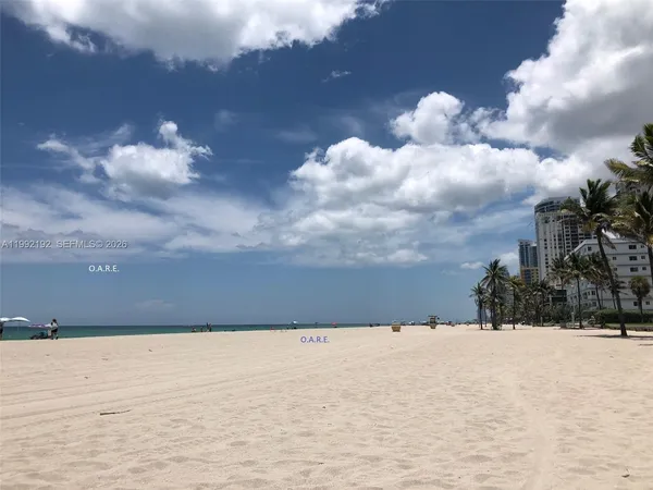 $3,000 | 3901 South Ocean Drive, Unit 15C, Hollywood, FL 33019