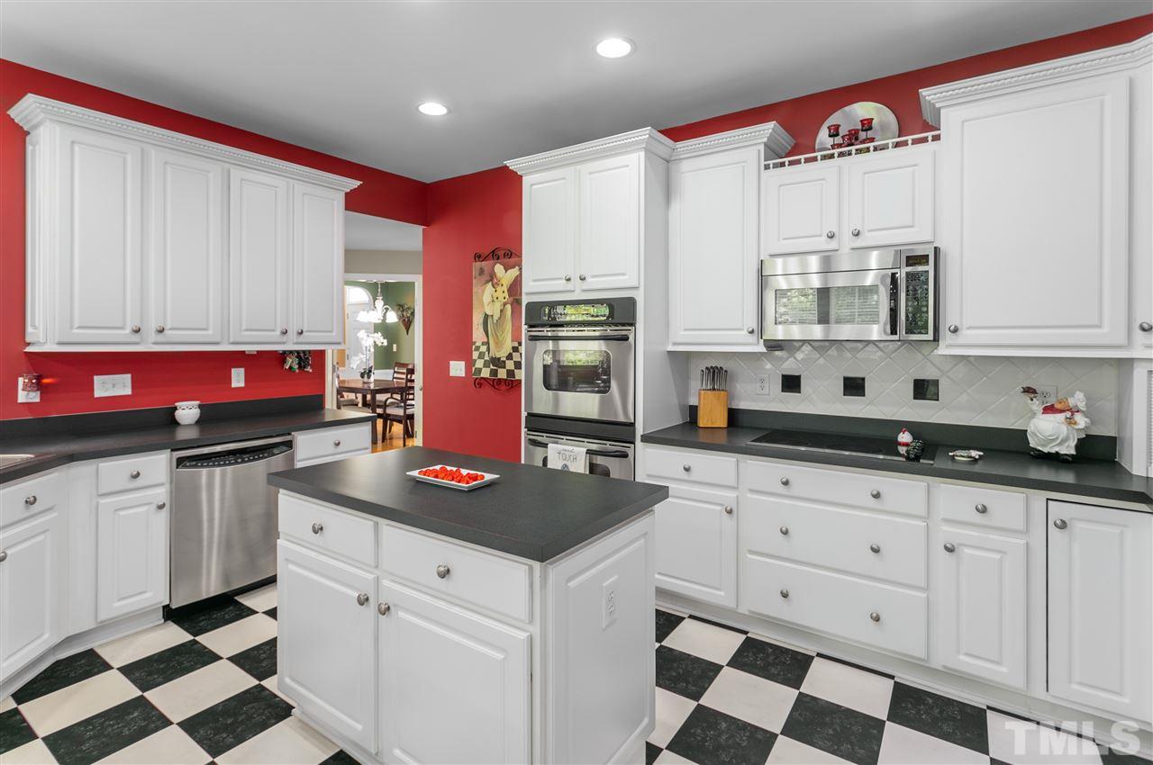 3204 Enchanting Way Raleigh, NC 27616 - Photo 12 of 30