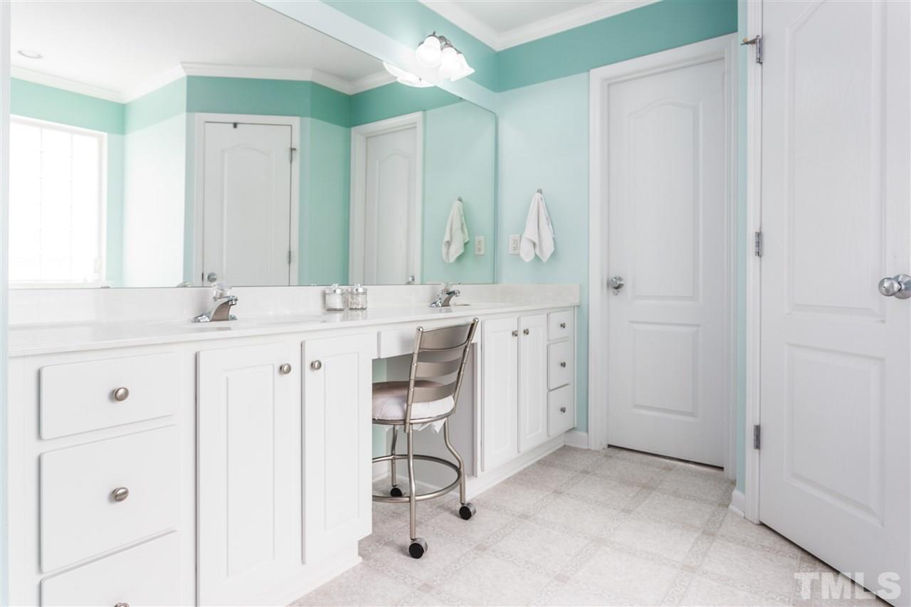 3204 Enchanting Way Raleigh, NC 27616 - Photo 20 of 30