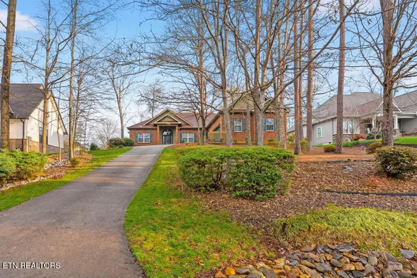 $525,000 | 223 Tahlequah Drive, Loudon, TN 37774