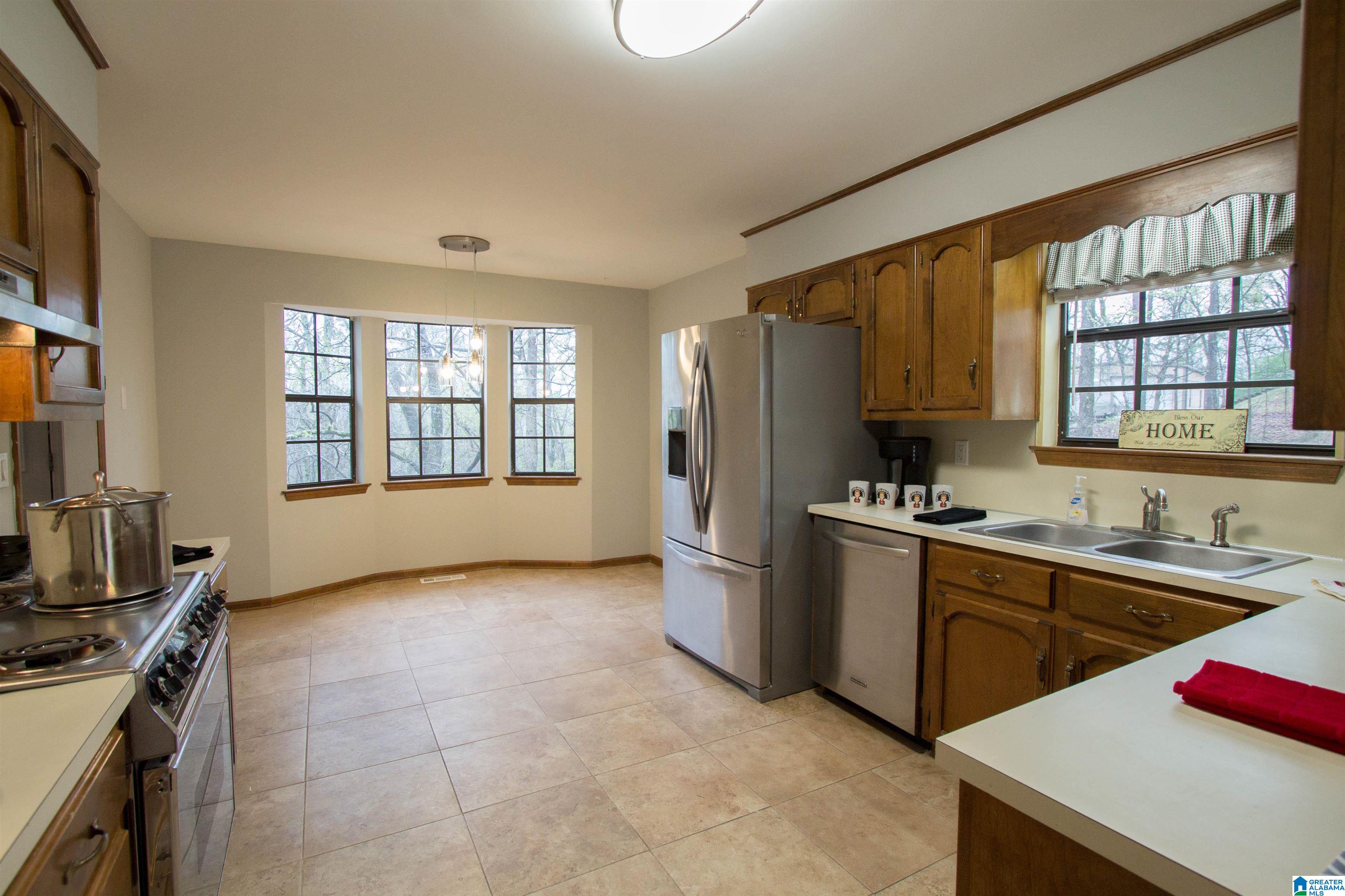 5 Ridge Drive Pelham, AL 35124 - Photo 12 of 69