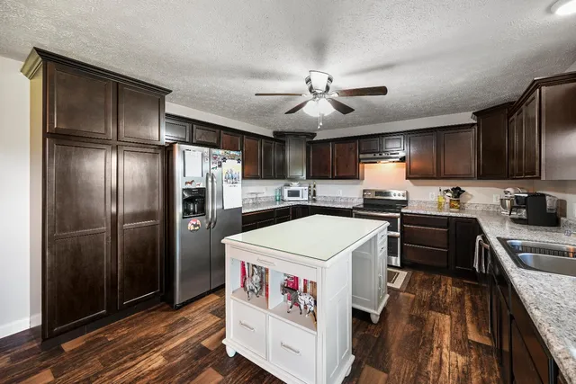 $524,900 | 4146 Milton Bear Branch Road, Dillsboro, IN 47018