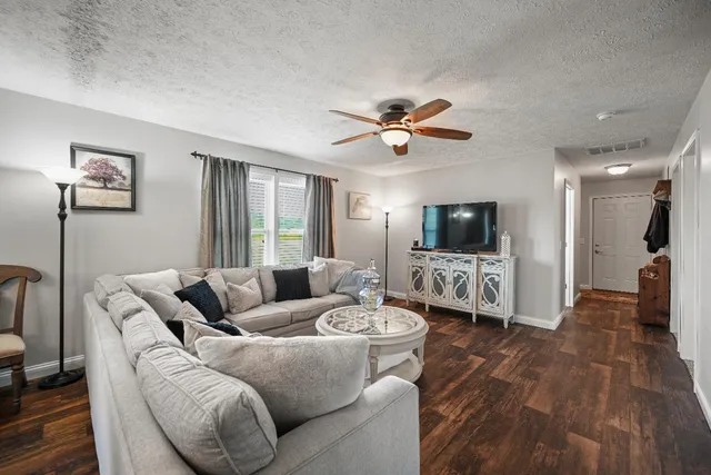 $524,900 | 4146 Milton Bear Branch Road, Dillsboro, IN 47018