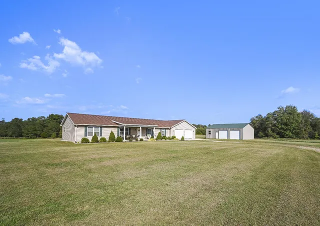 $524,900 | 4146 Milton Bear Branch Road, Dillsboro, IN 47018