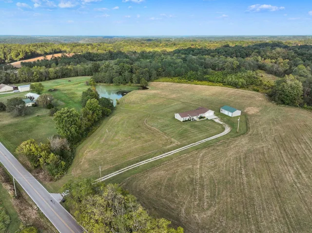 $524,900 | 4146 Milton Bear Branch Road, Dillsboro, IN 47018