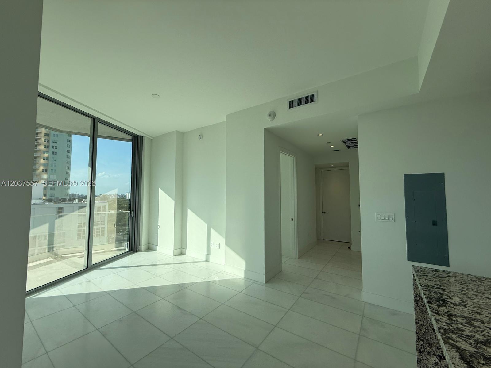 175 Southeast 25th Road, Unit 903 Miami, FL 33129 - Photo 24 of 36
