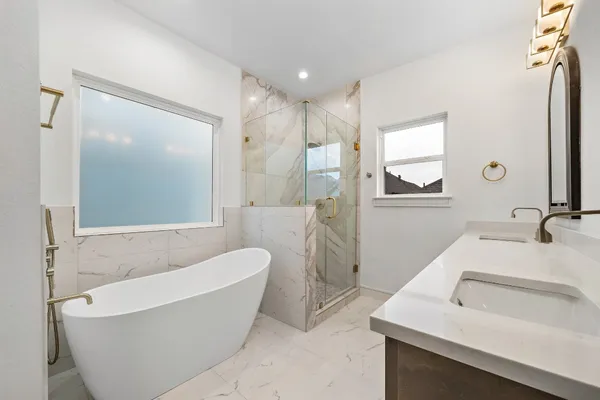 $3,600 | 1013 East 28th Street, Houston, TX 77009