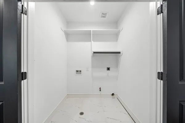 $3,600 | 1013 East 28th Street, Houston, TX 77009
