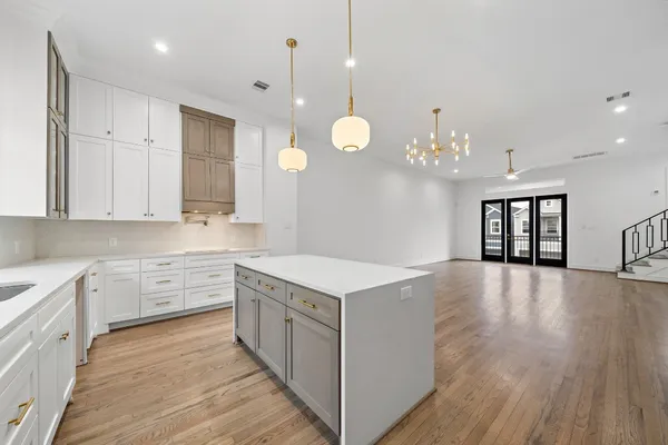 $3,600 | 1013 East 28th Street, Houston, TX 77009