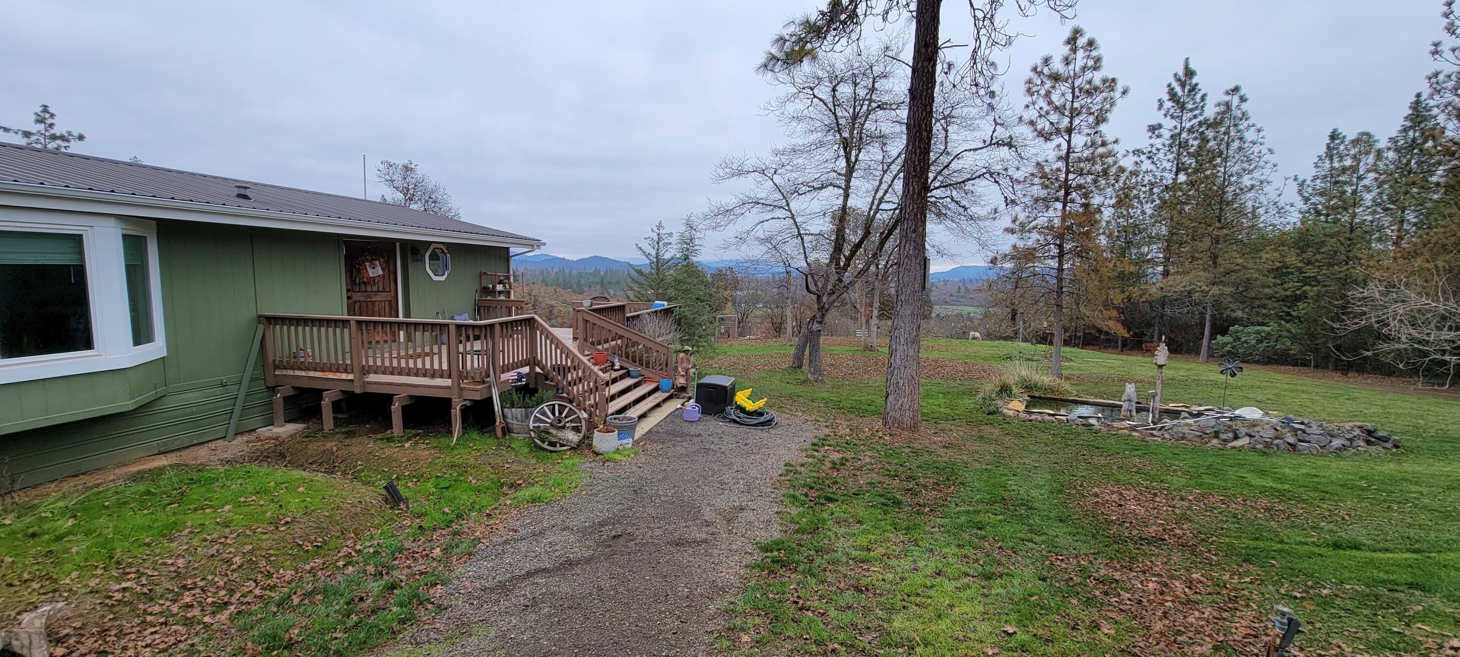 6388 Beagle Road White City, OR 97503 - Photo 4 of 23 4
