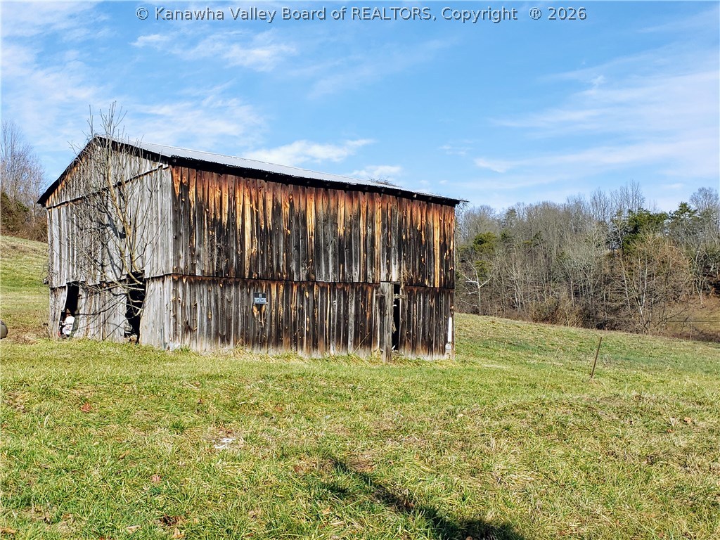 4931 Eckard Chapel Road Point Pleasant, WV 25550 - Photo 5 of 16 Old Barn