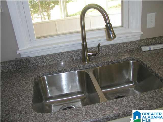 631 Roxie Avenue Oxford, AL 36203 - Photo 17 of 24