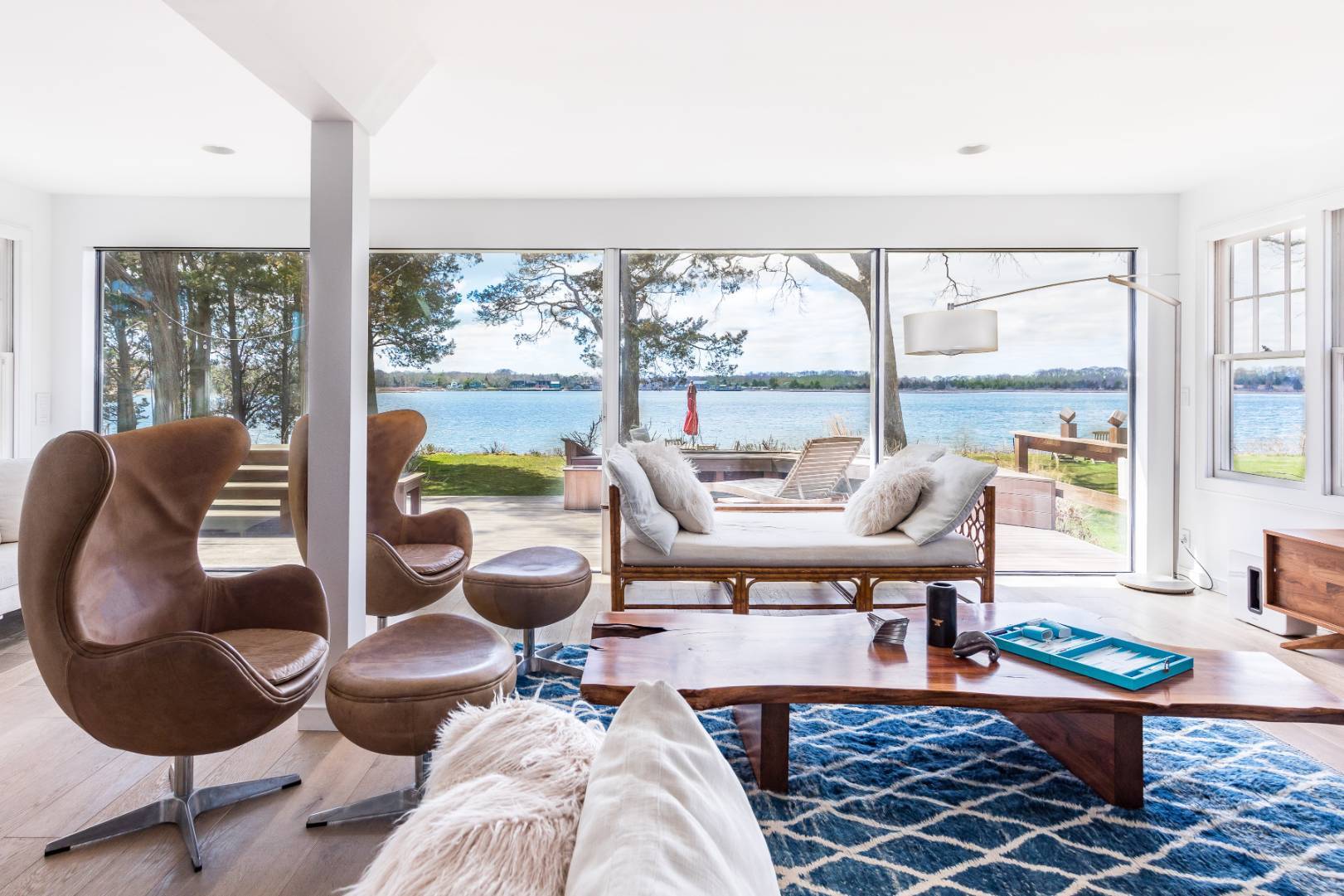 102 Towd Point Road Southampton, NY 11968 - Photo 8 of 38