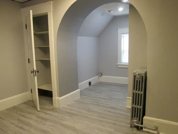 $1,950 | 5 Oberlin Street, Unit 2, Worcester, MA 01610