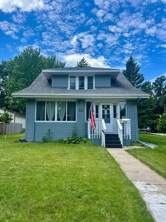 $259,900 | 706 Franklin Street Southwest, Hutchinson, MN 55350